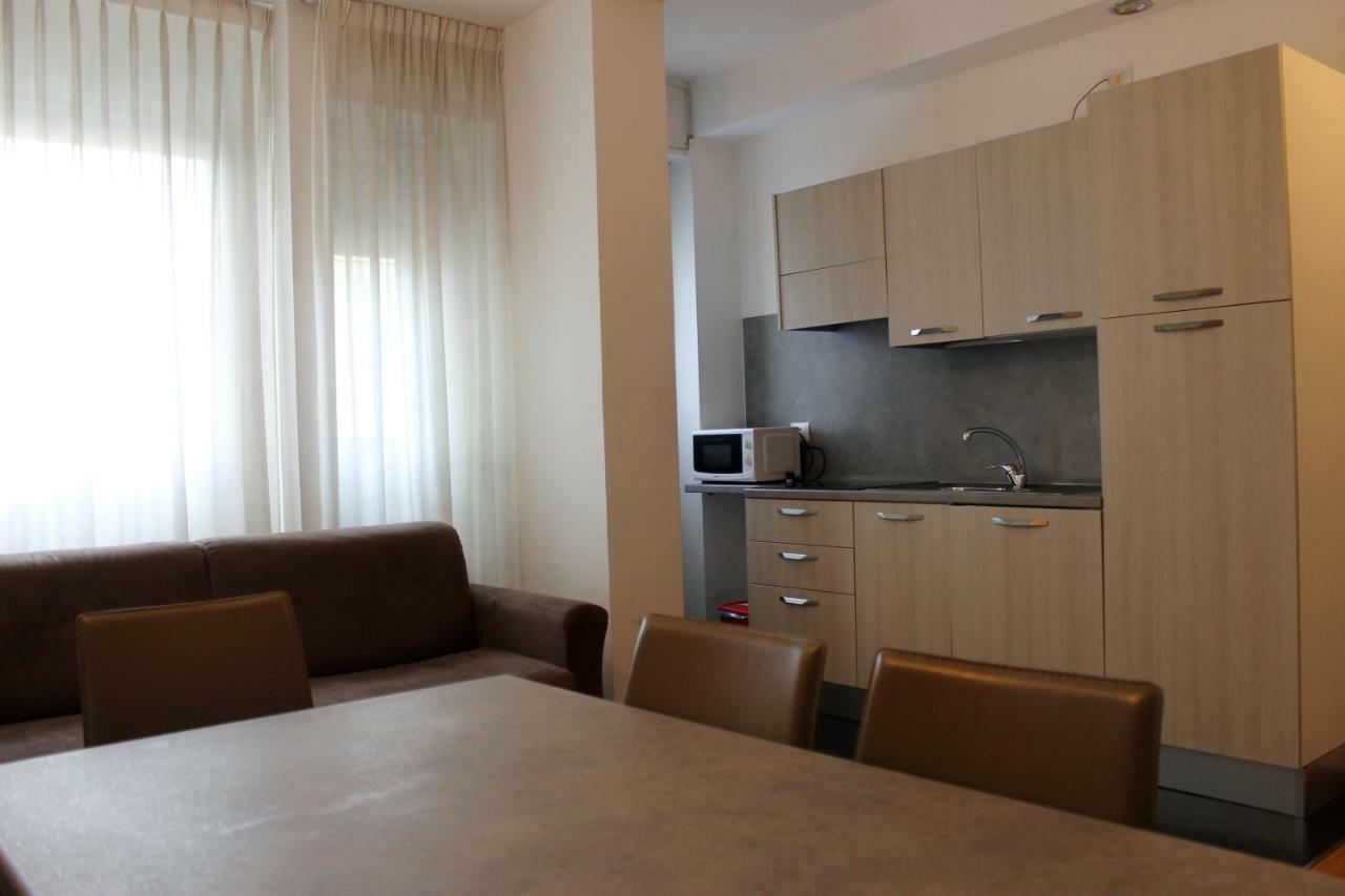 Zubed Apartments-via Carlo Farini Apartment Mailand